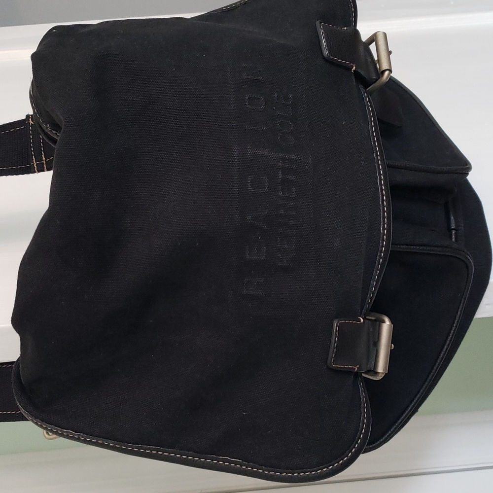 A Reaction Kenneth Cole laptop bag.